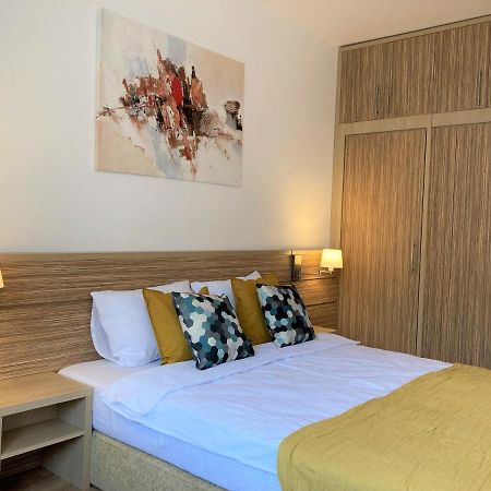 Laroka House Rin Grand Residence Modern Apartment ブカレスト エクステリア 写真
