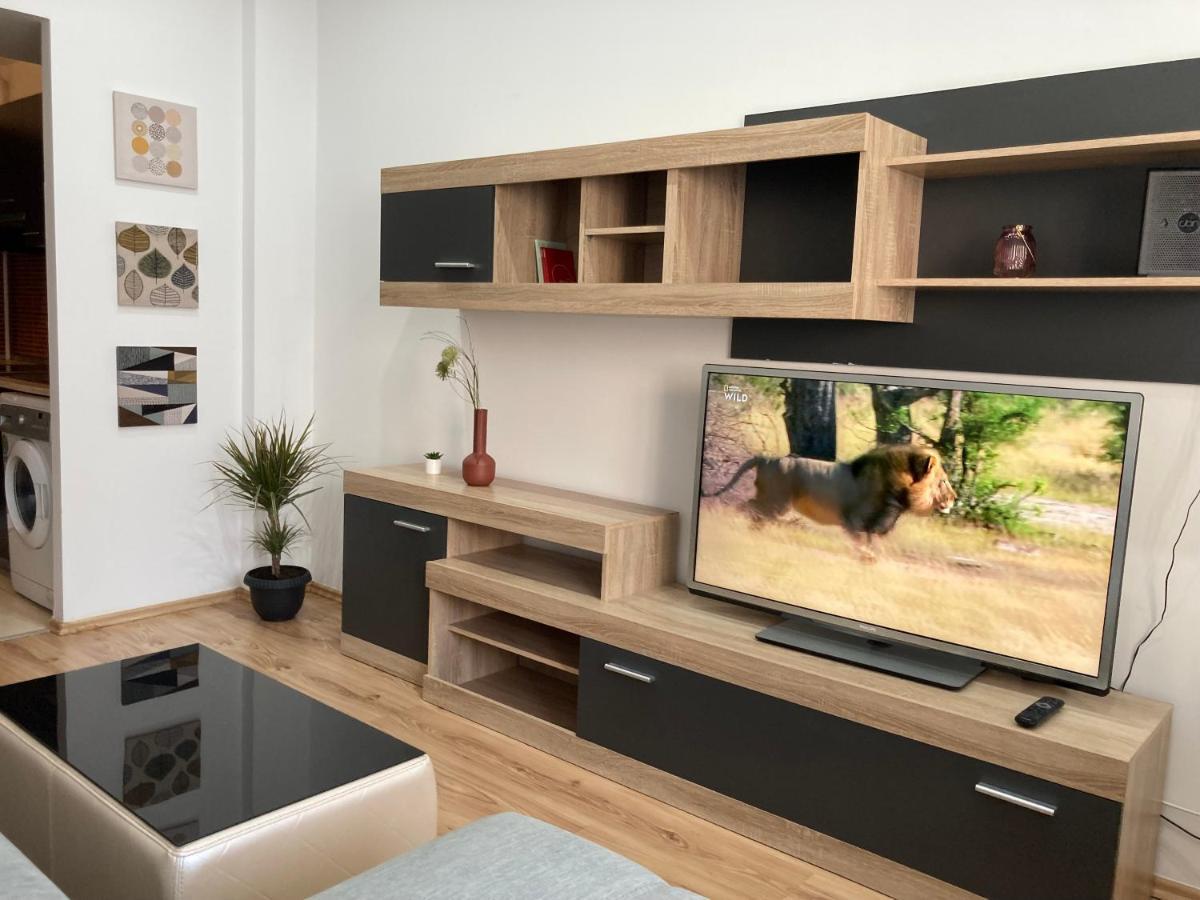 Laroka House Rin Grand Residence Modern Apartment ブカレスト エクステリア 写真
