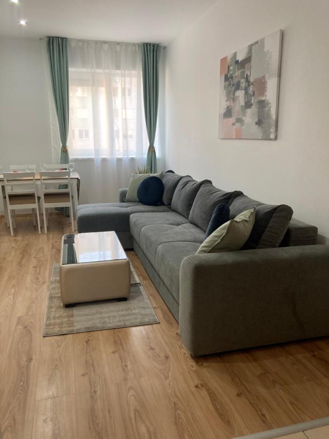 Laroka House Rin Grand Residence Modern Apartment ブカレスト エクステリア 写真